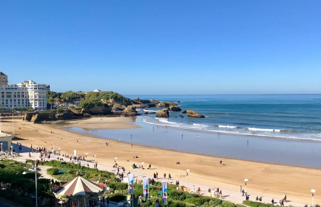L'Ocean A Perte De Vue, La Grande Plage A Vos Pieds Biarritz Exterior photo