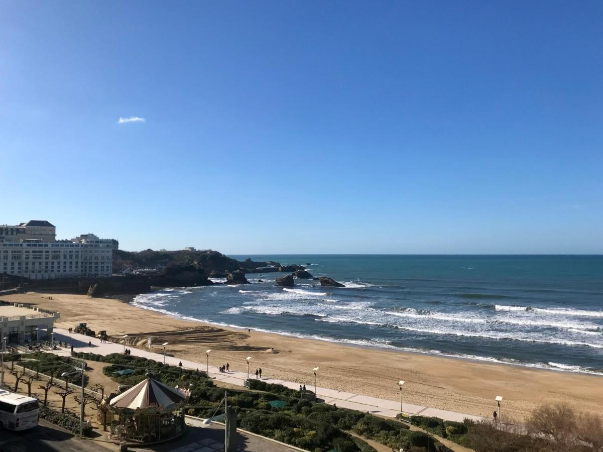 L'Ocean A Perte De Vue, La Grande Plage A Vos Pieds Biarritz Exterior photo